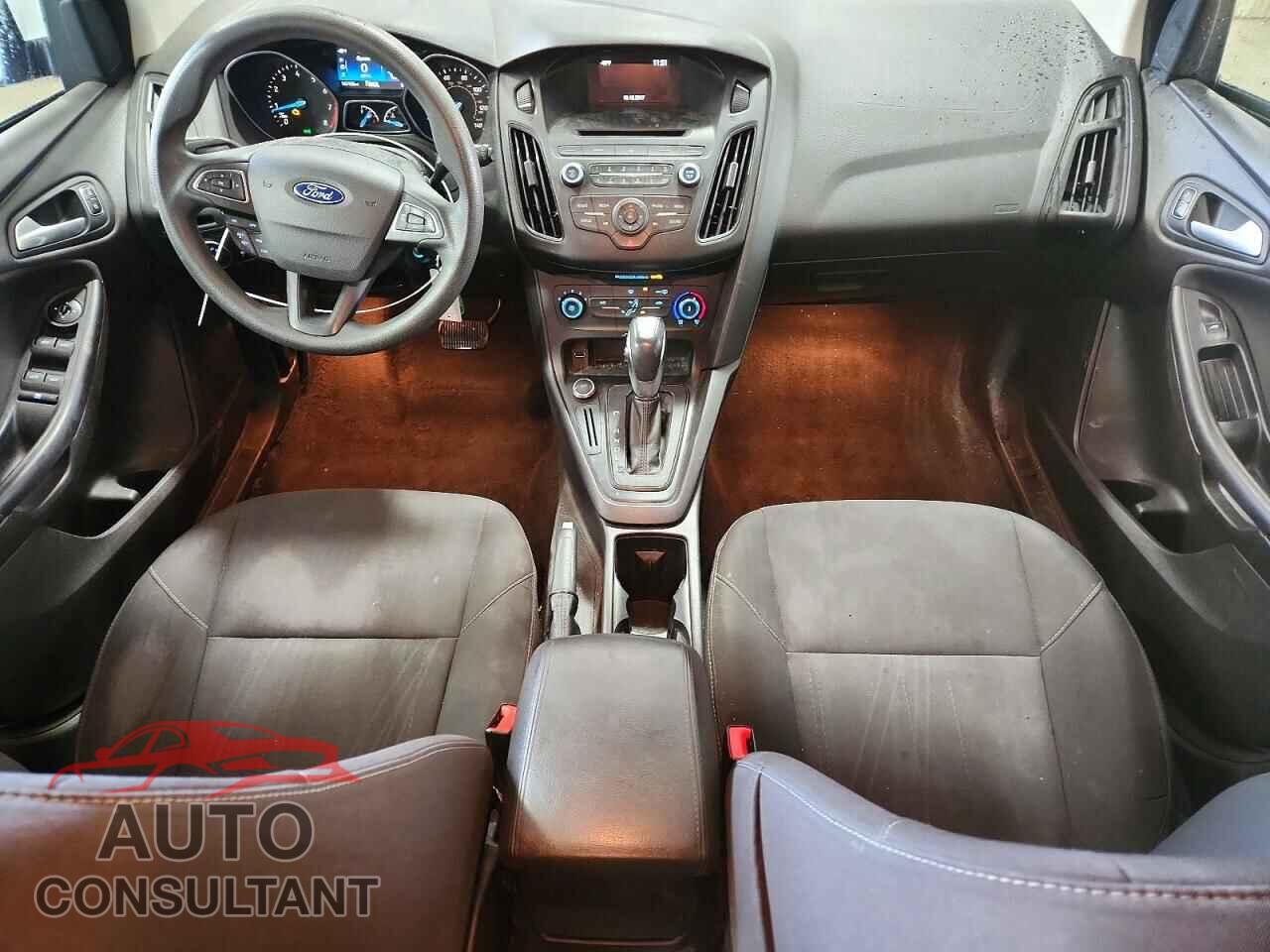 FORD FOCUS 2016 - 1FADP3K22GL364772