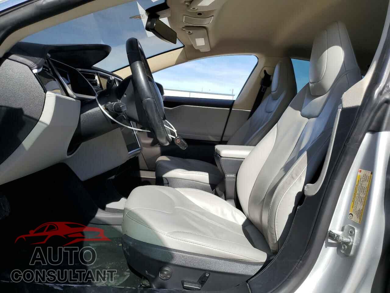 TESLA MODEL S 2013 - 5YJSA1DN2DFP10848