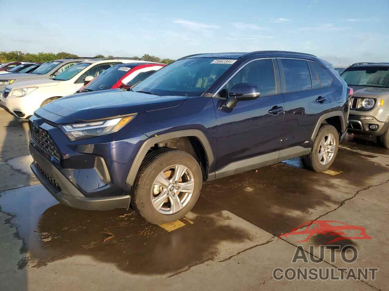 TOYOTA RAV4 2022 - 2T3RWRFVXNW140332