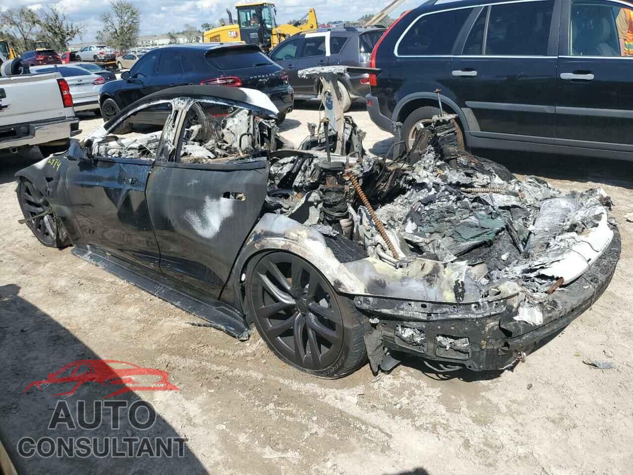 TESLA MODEL S 2022 - 5YJSA1E65NF462054