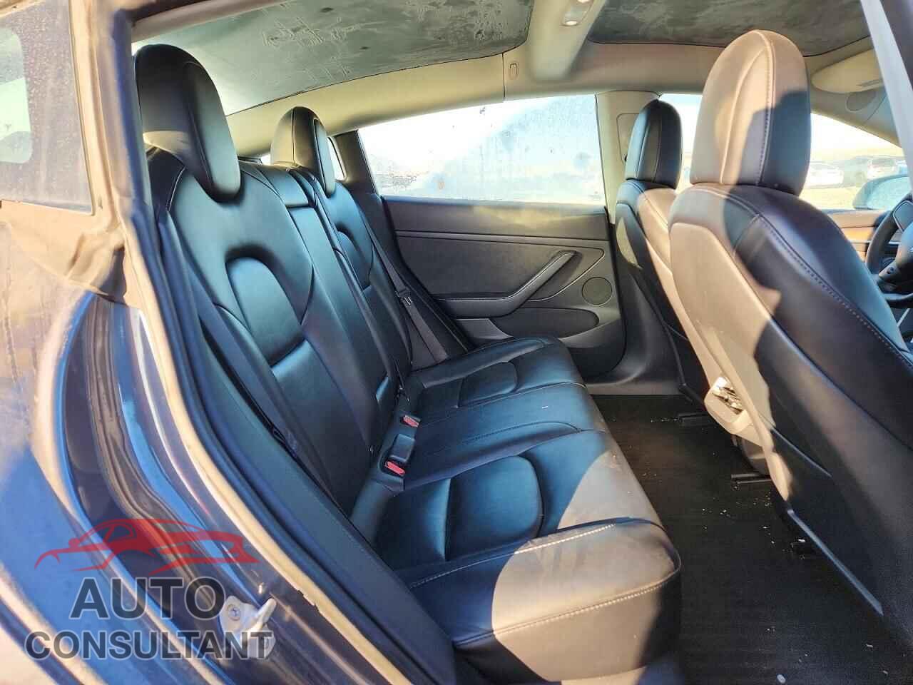 TESLA MODEL 3 2022 - 5YJ3E1EA0NF186668