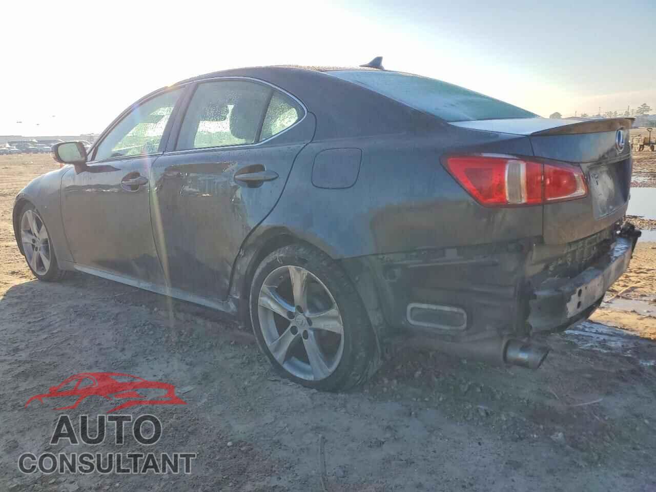 LEXUS IS 2011 - JTHBF5C29B5139193