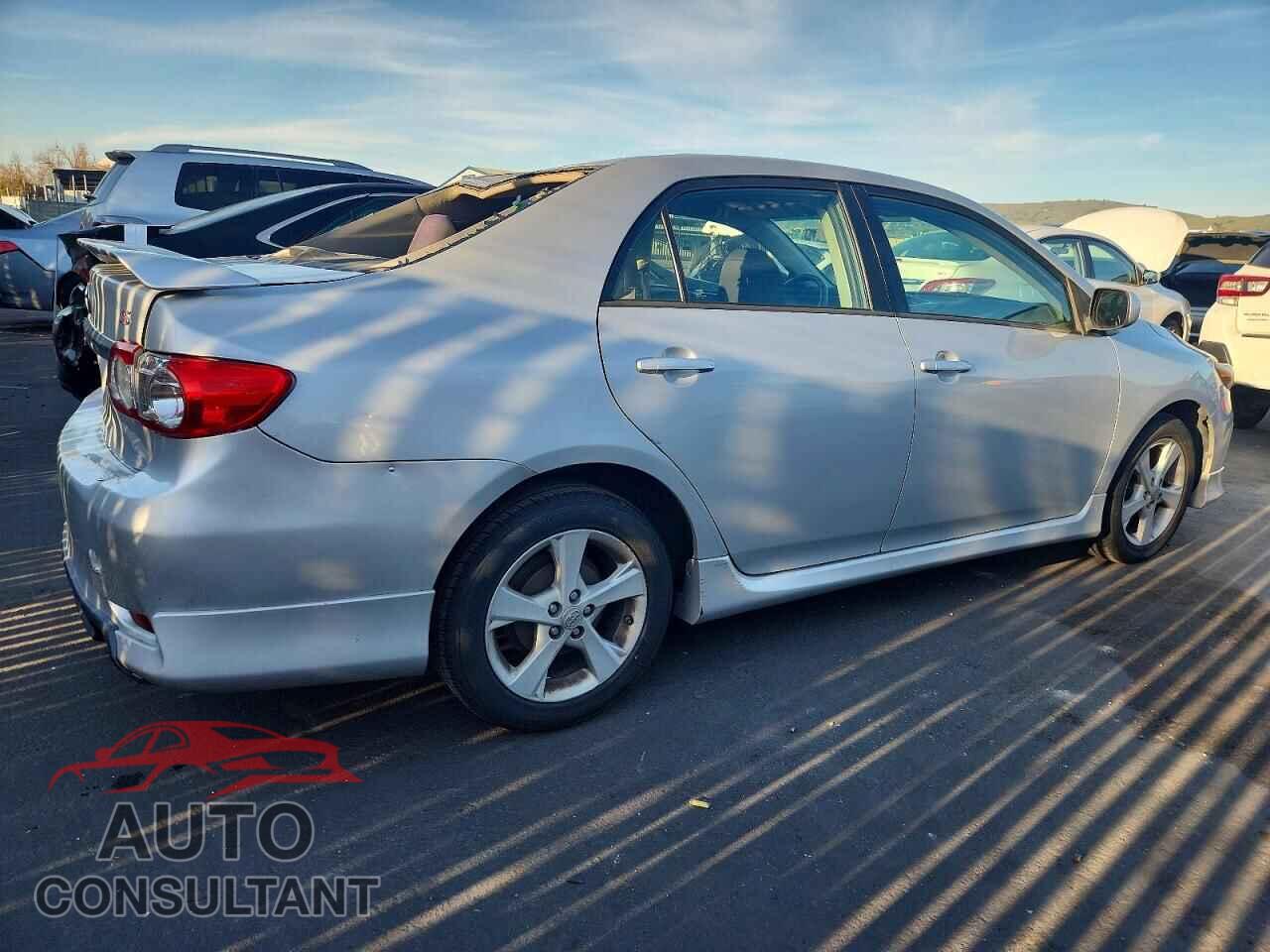 TOYOTA COROLLA 2013 - 2T1BU4EE6DC966891