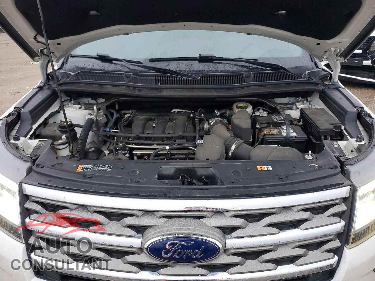 FORD EXPLORER 2018 - 1FM5K7D82JGA19002