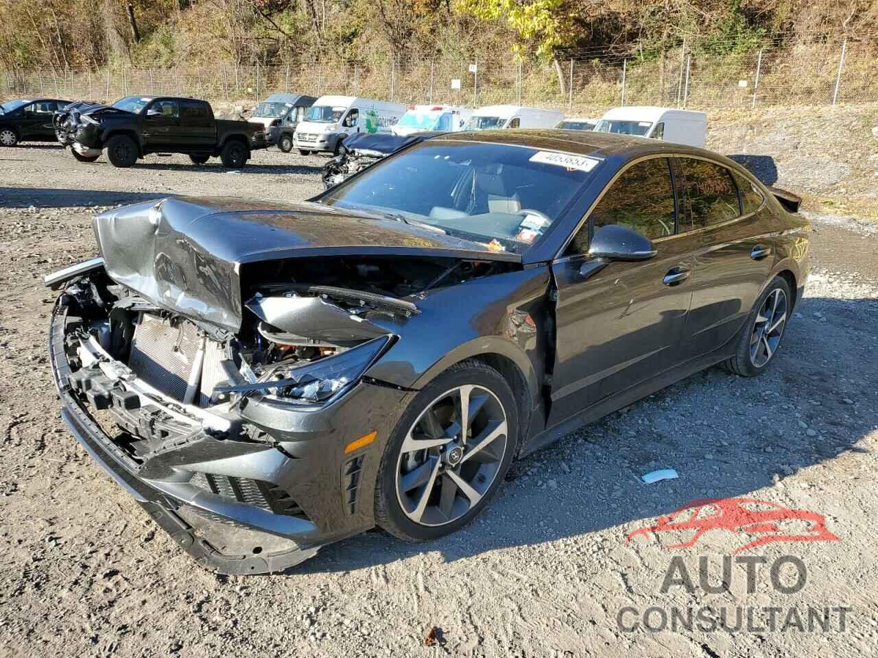 HYUNDAI SONATA 2022 - KMHL44J29NA231047