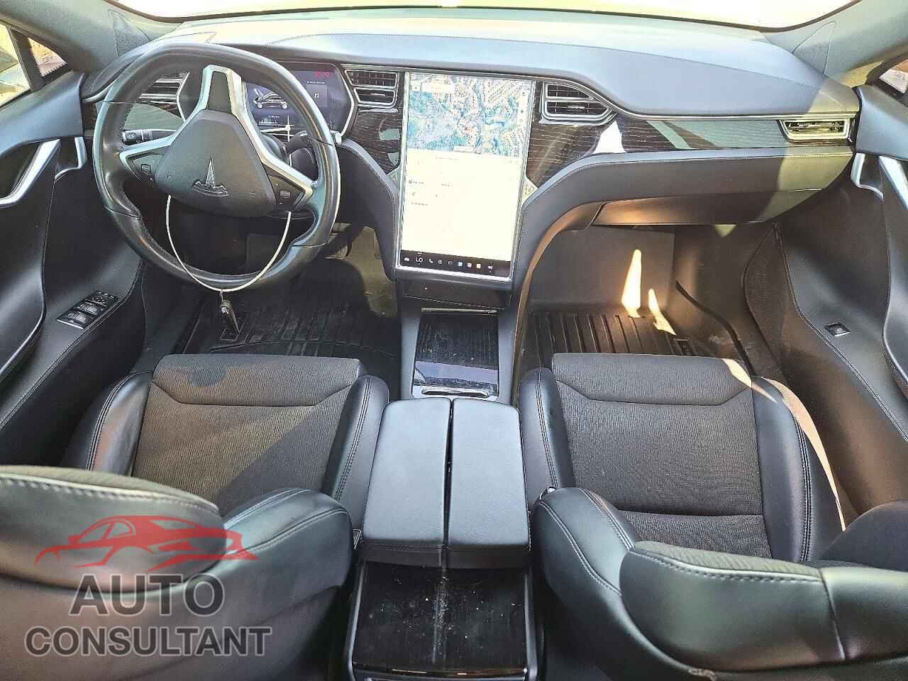 TESLA MODEL S 2017 - 5YJSA1E24HF205226