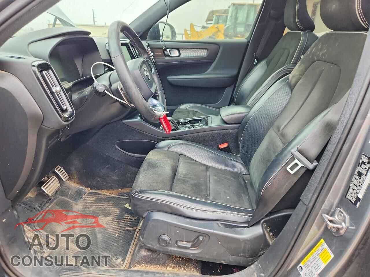 VOLVO XC40 2019 - YV4AC2HM6K2045723