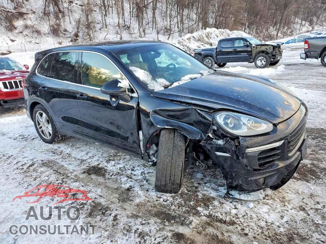 PORSCHE CAYENNE 2016 - WP1AA2A25GKA09903