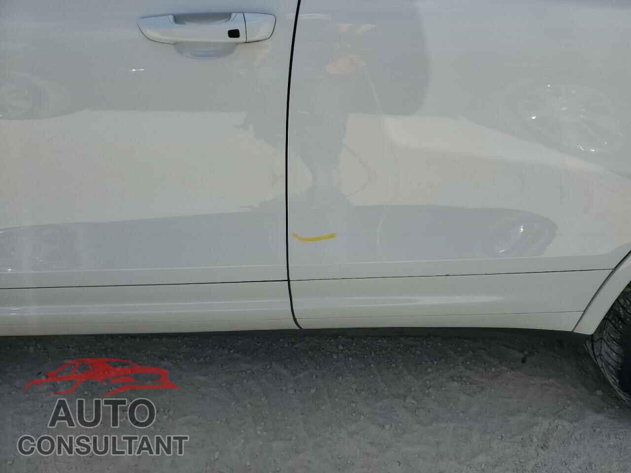 PORSCHE CAYENNE 2016 - WP1AA2A26GKA12356