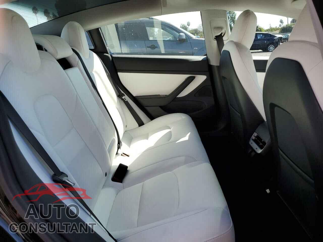 TESLA MODEL 3 2020 - 5YJ3E1EA2LF661959