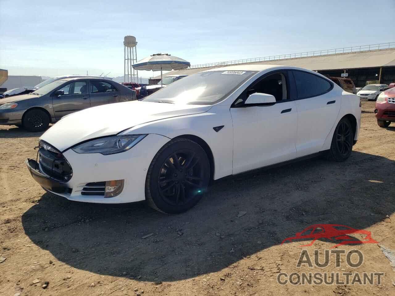 TESLA MODEL S 2015 - 5YJSA1S1XFFP69486