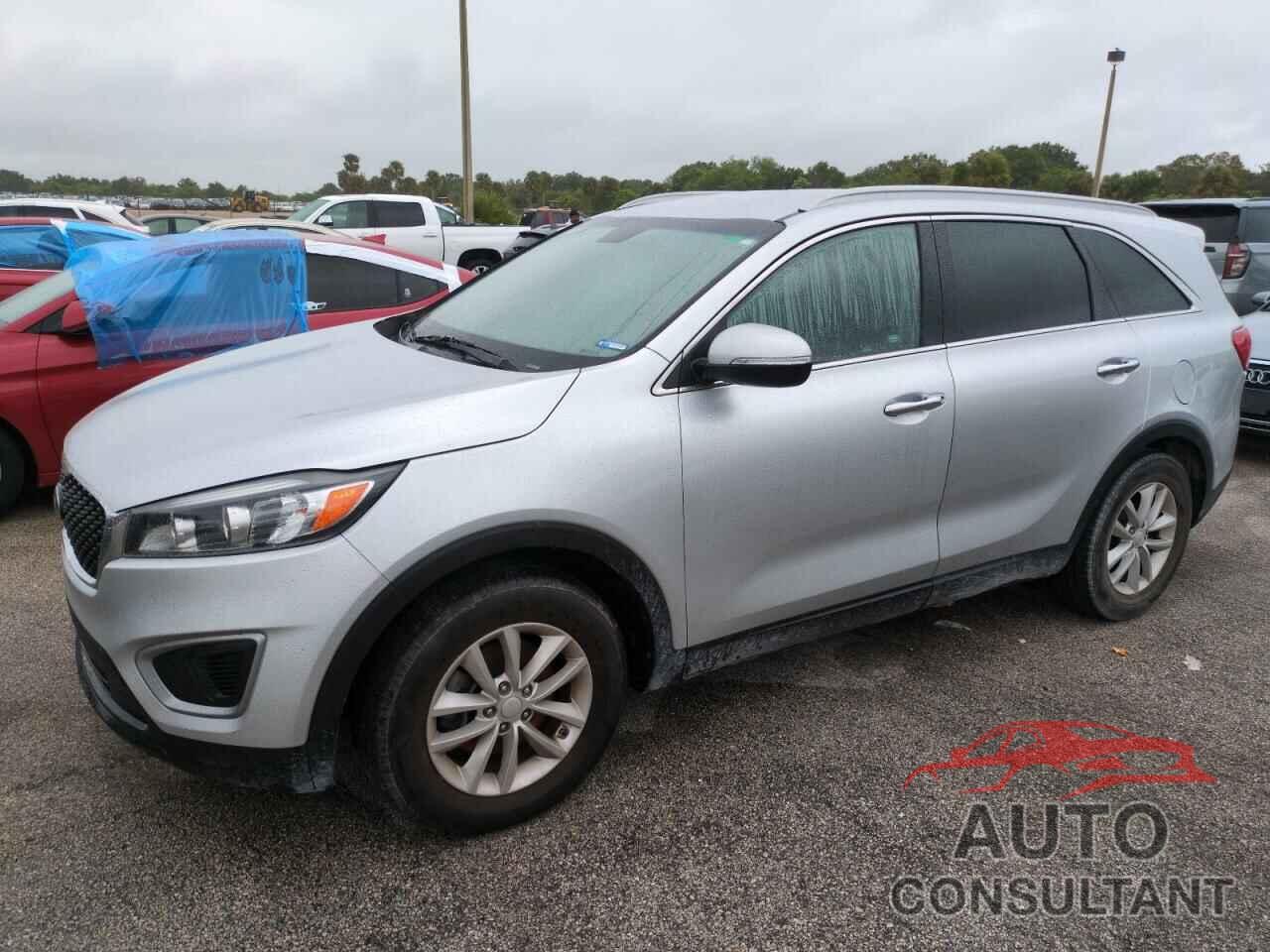 KIA SORENTO 2018 - 5XYPG4A37JG345791