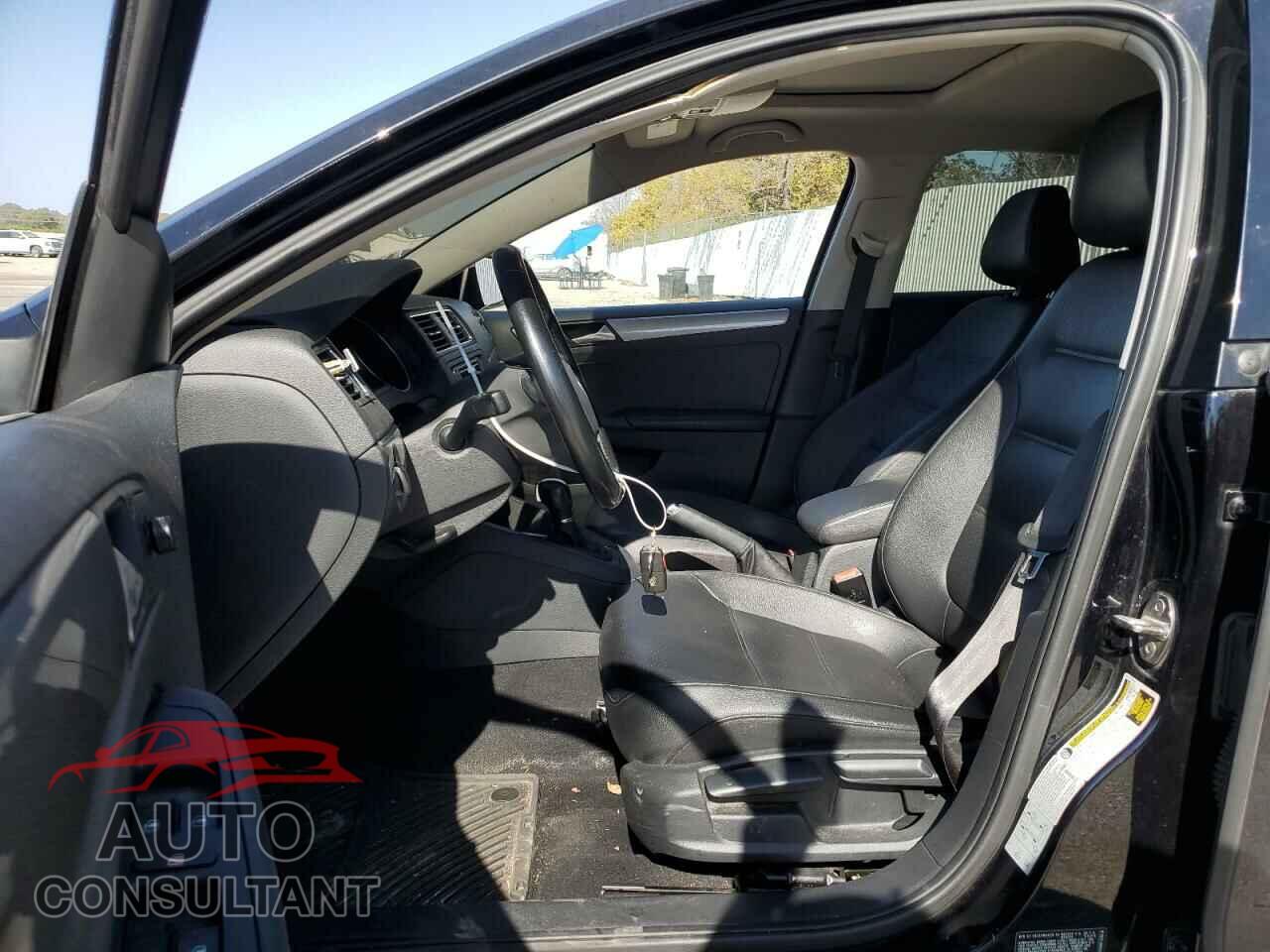 VOLKSWAGEN JETTA 2017 - 3VWDB7AJ8HM201906