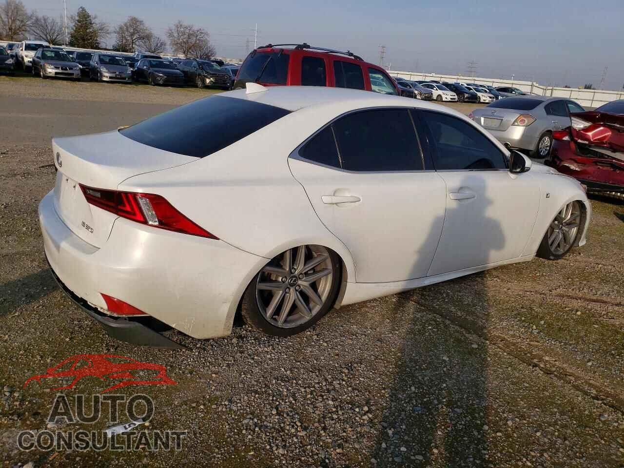 LEXUS IS 2014 - JTHBE1D24E5011328