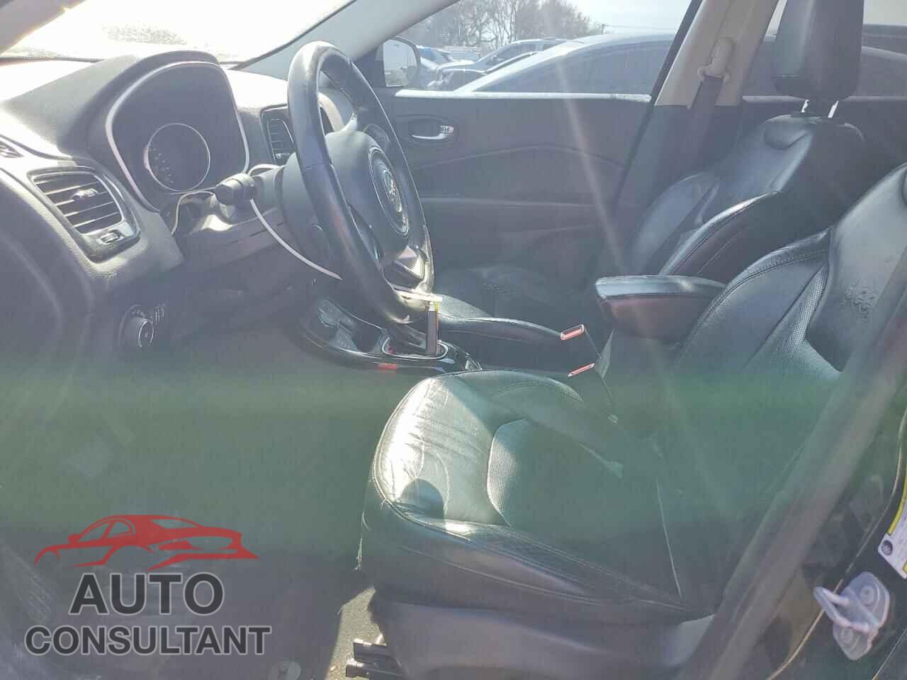 JEEP COMPASS 2017 - 3C4NJDCB9HT647020