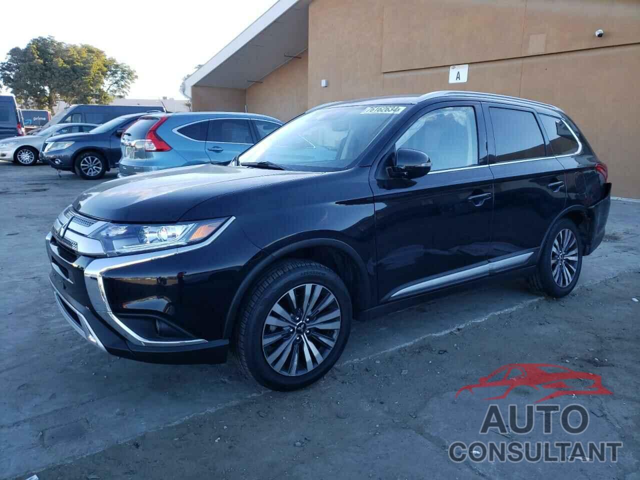 MITSUBISHI OUTLANDER 2020 - JA4AD3A30LZ046652