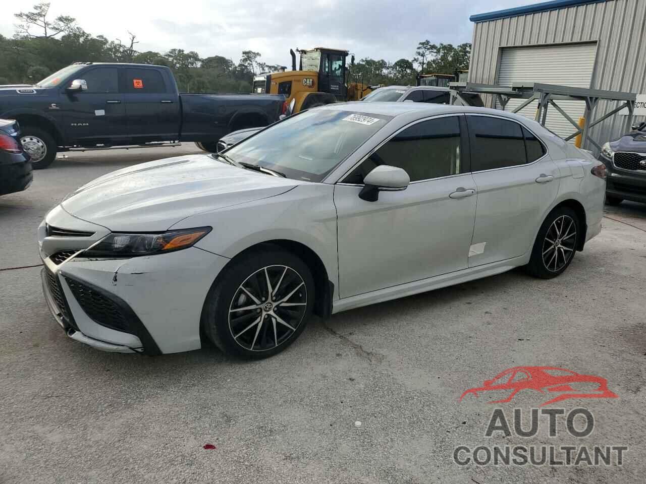 TOYOTA CAMRY 2023 - 4T1G11AK6PU105500