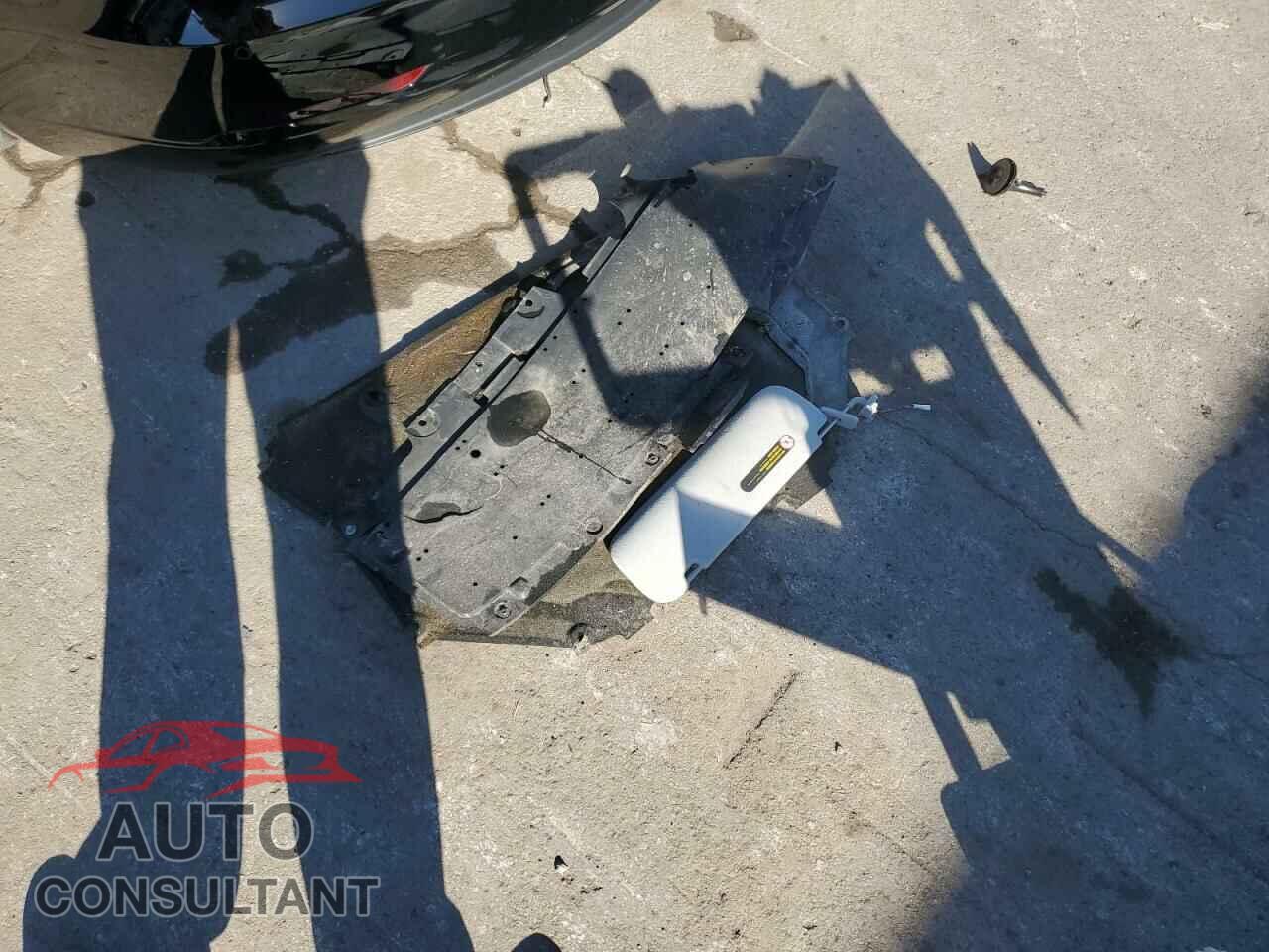 TESLA MODEL 3 2022 - 5YJ3E1EA1NF304596
