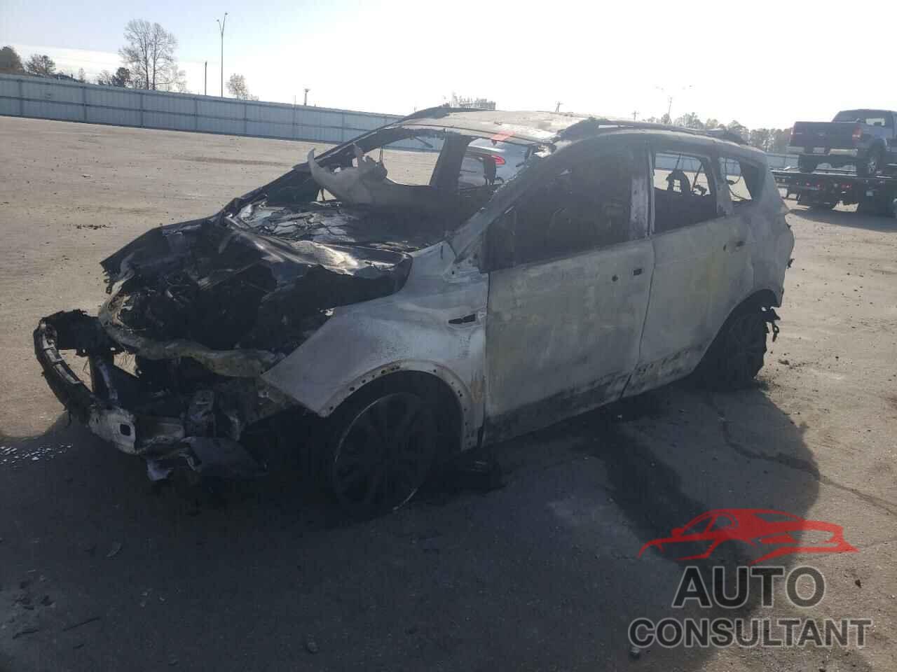 FORD ESCAPE 2018 - 1FMCU9HD1JUC86959