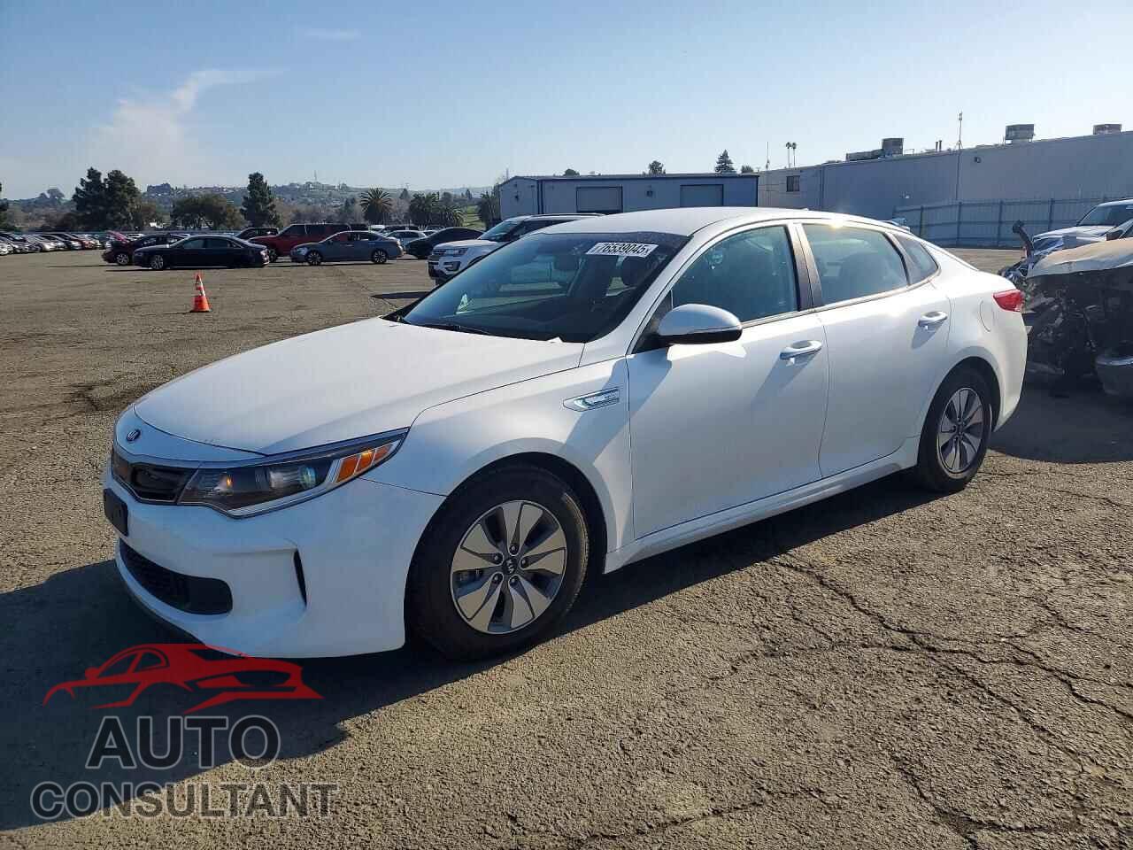 KIA OPTIMA 2017 - KNAGT4LE7H5018575