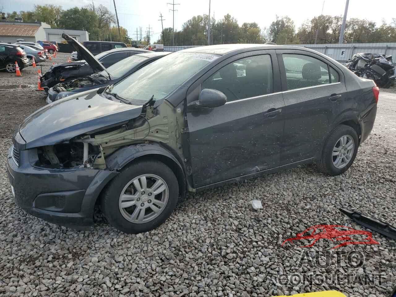 CHEVROLET SONIC 2015 - 1G1JC5SH2F4110263