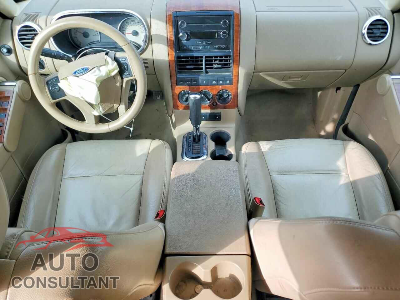 FORD EXPLORER 2010 - 1FMEU7EEXAUA66004