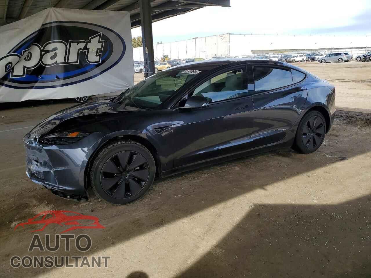 TESLA MODEL 3 2024 - 5YJ3E1EA2RF801582