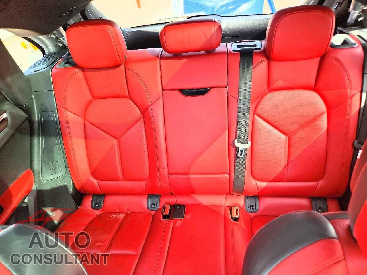 PORSCHE MACAN 2021 - WP1AA2A55MLB12402