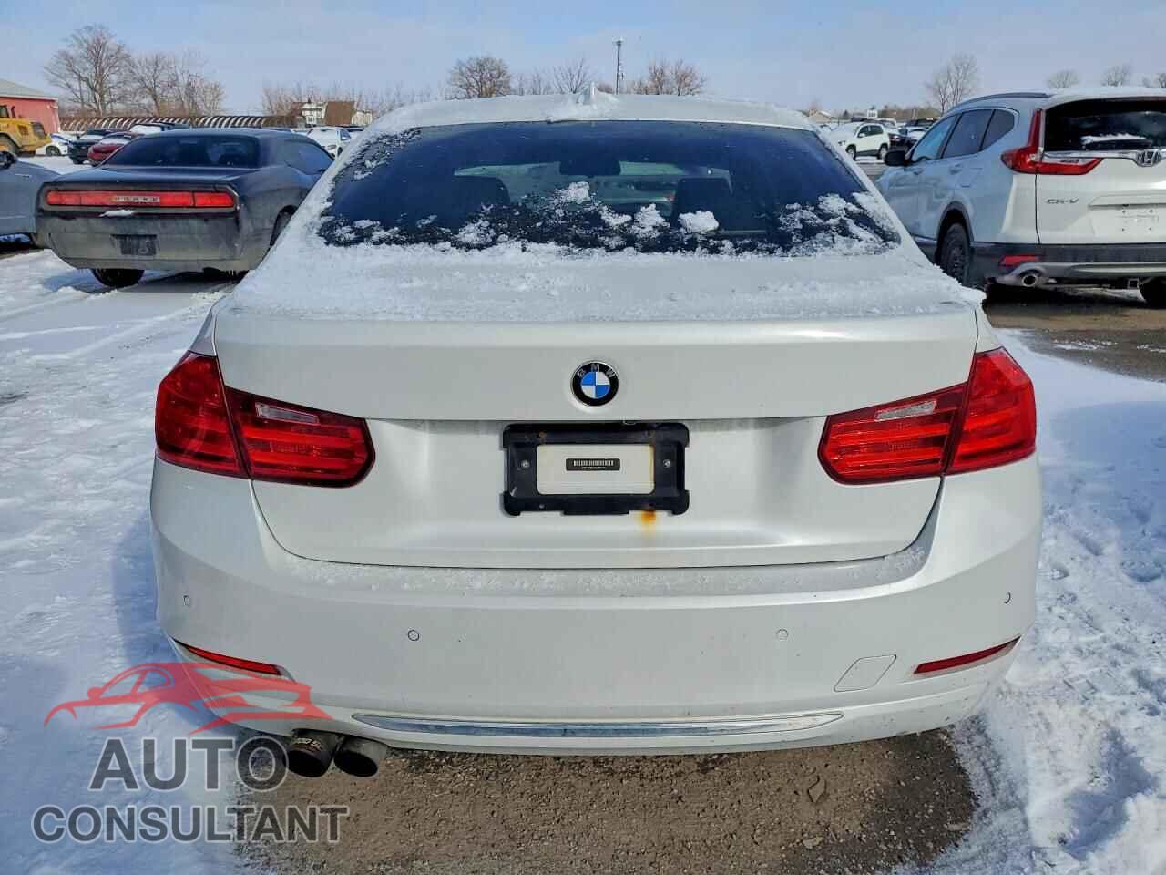 BMW 3 SERIES 2014 - WBA3B3C51EJ983348