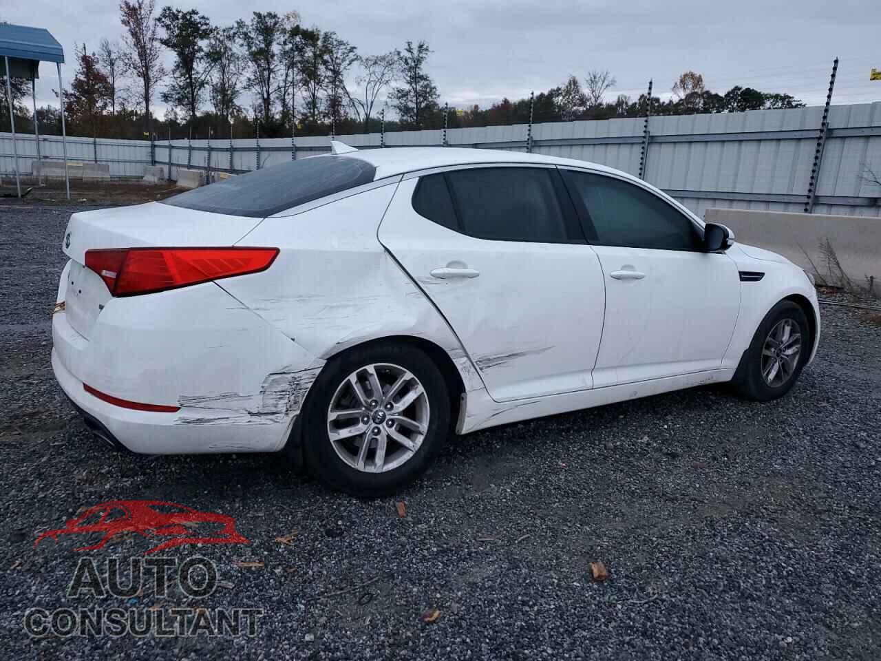 KIA OPTIMA 2011 - KNAGM4A75B5125908