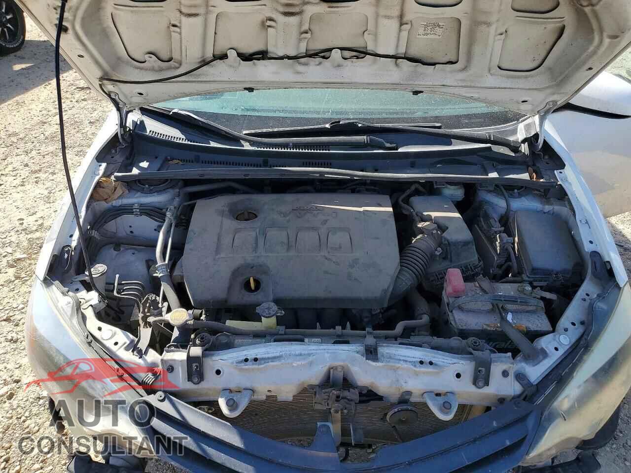 TOYOTA COROLLA 2015 - 5YFBURHE0FP181925