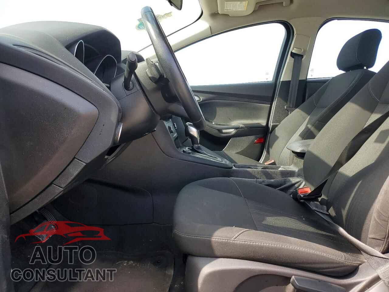 FORD FOCUS 2016 - 1FADP3F2XGL281455