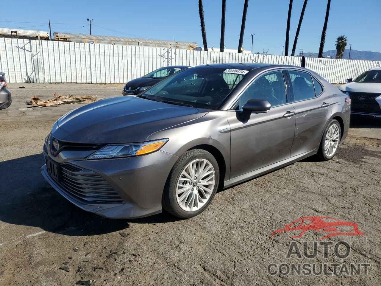 TOYOTA CAMRY 2018 - 4T1B21HK1JU009648