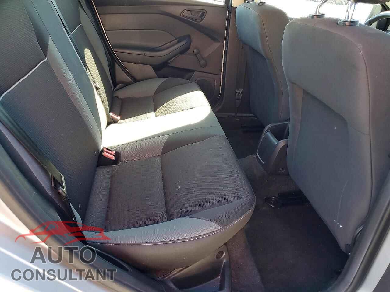 FORD FOCUS 2014 - 1FADP3E2XEL185033