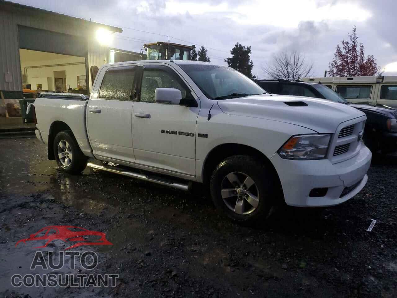 DODGE RAM 1500 2012 - 1C6RD7MT5CS262458