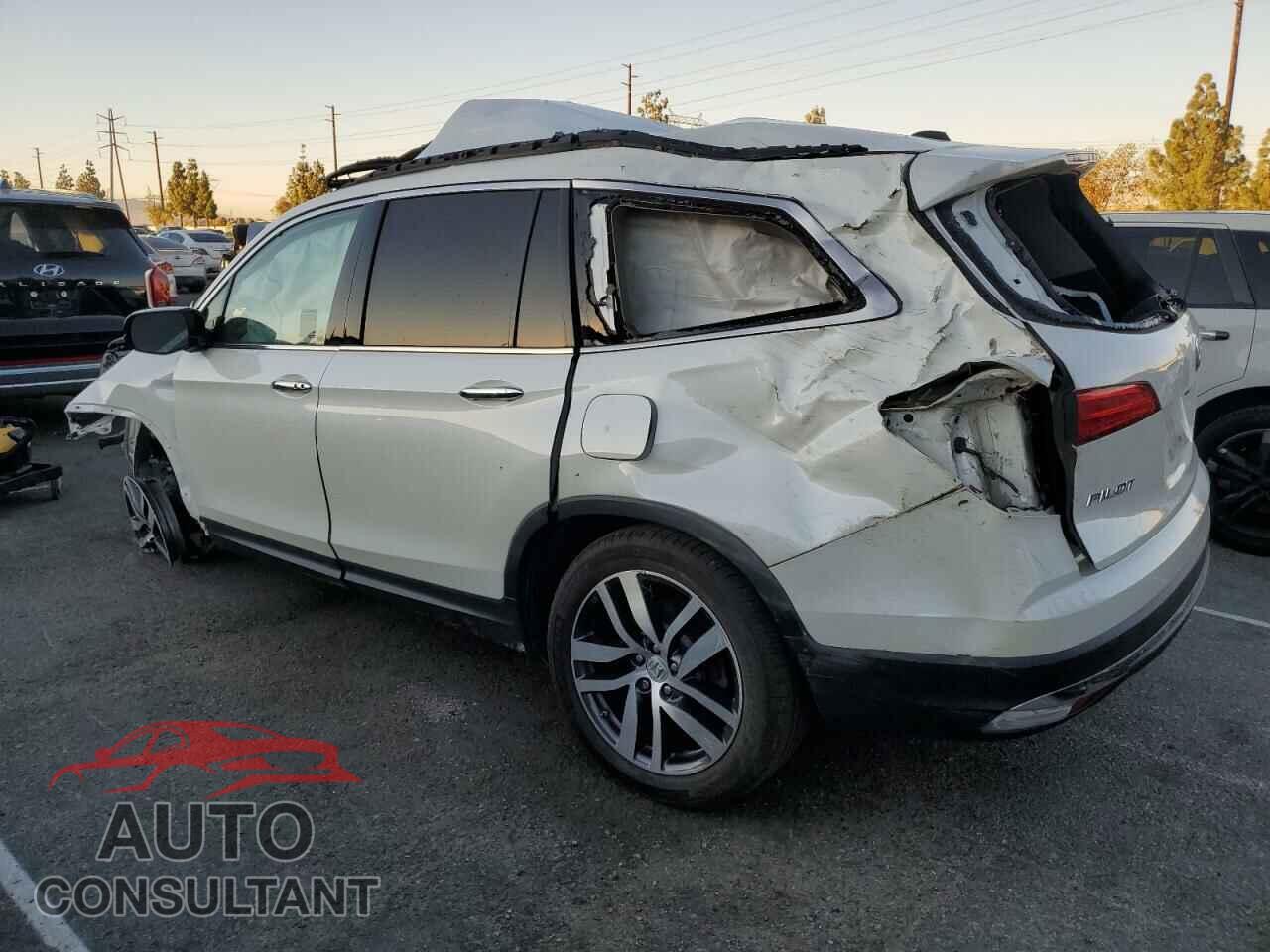 HONDA PILOT 2016 - 5FNYF6H97GB056312