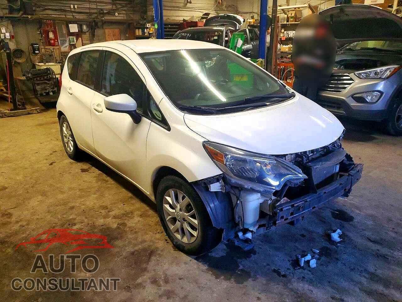 NISSAN VERSA 2017 - 3N1CE2CP3HL356530