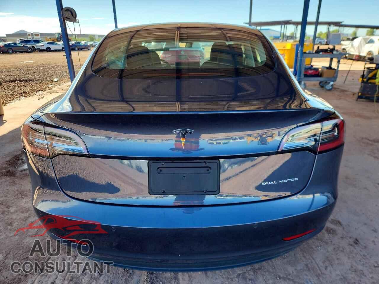 TESLA MODEL 3 2022 - 5YJ3E1EB8NF299390