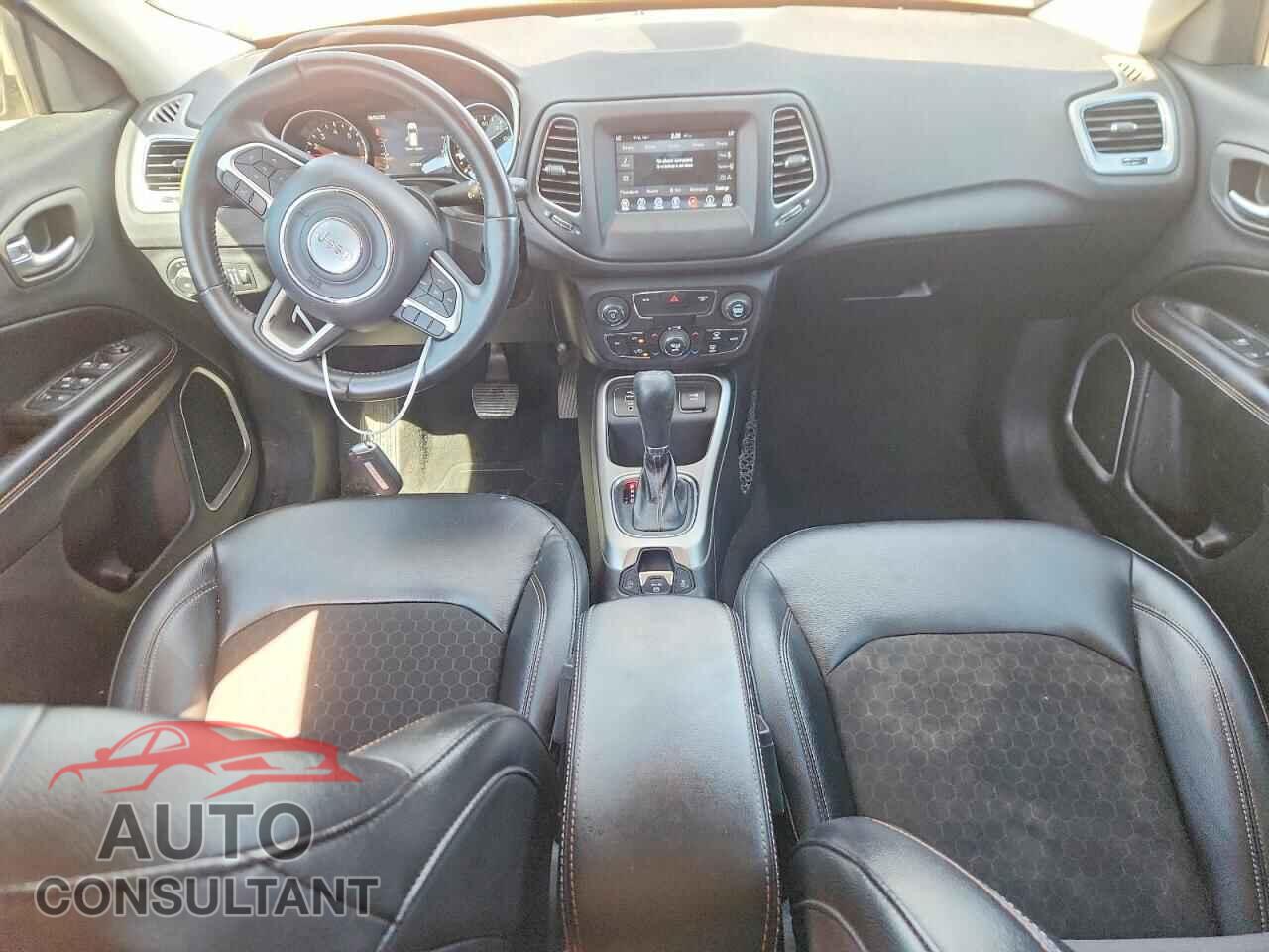 JEEP COMPASS 2017 - 3C4NJCBB0HT668656