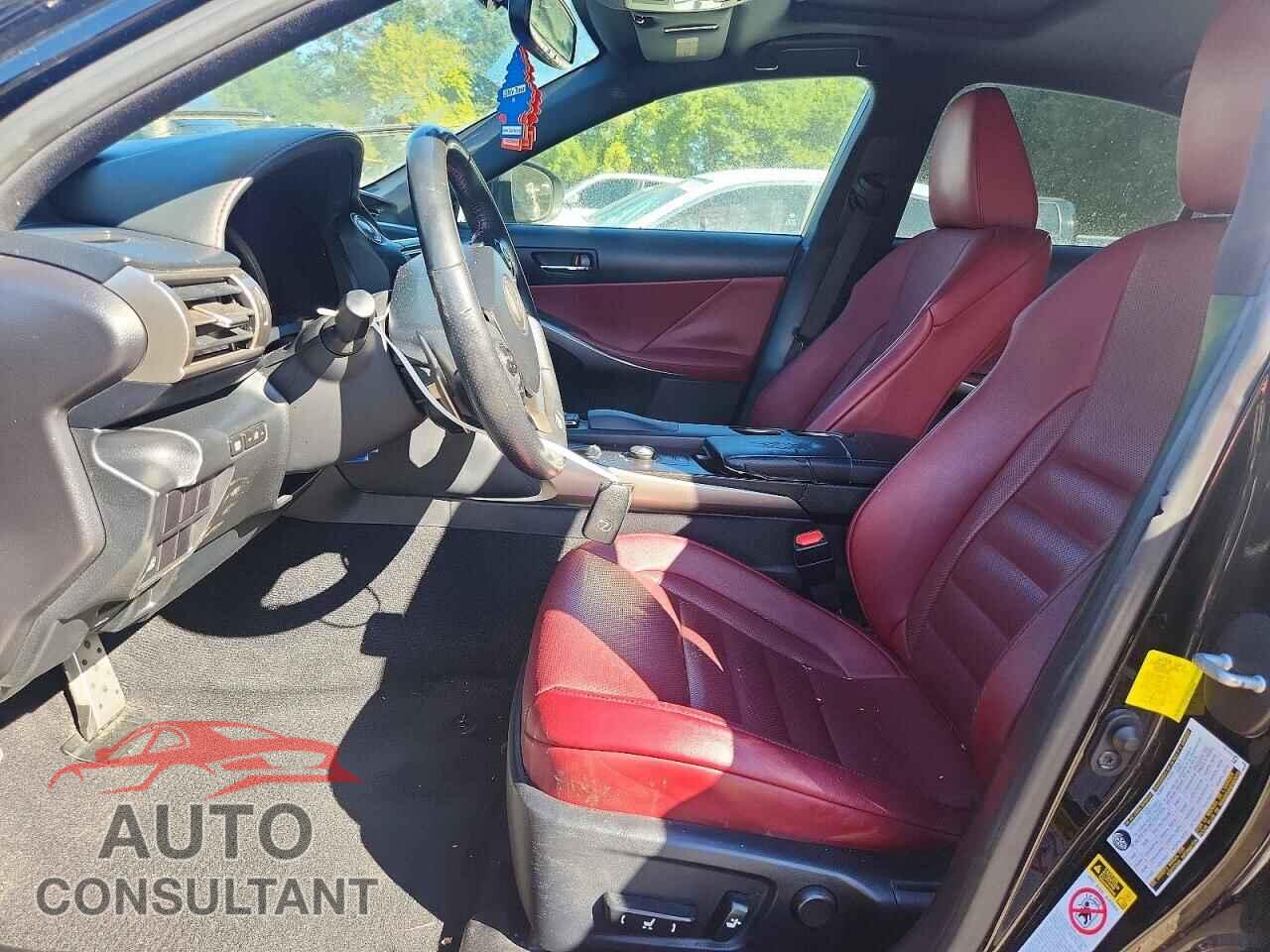 LEXUS IS 2015 - JTHBF1D22F5055505