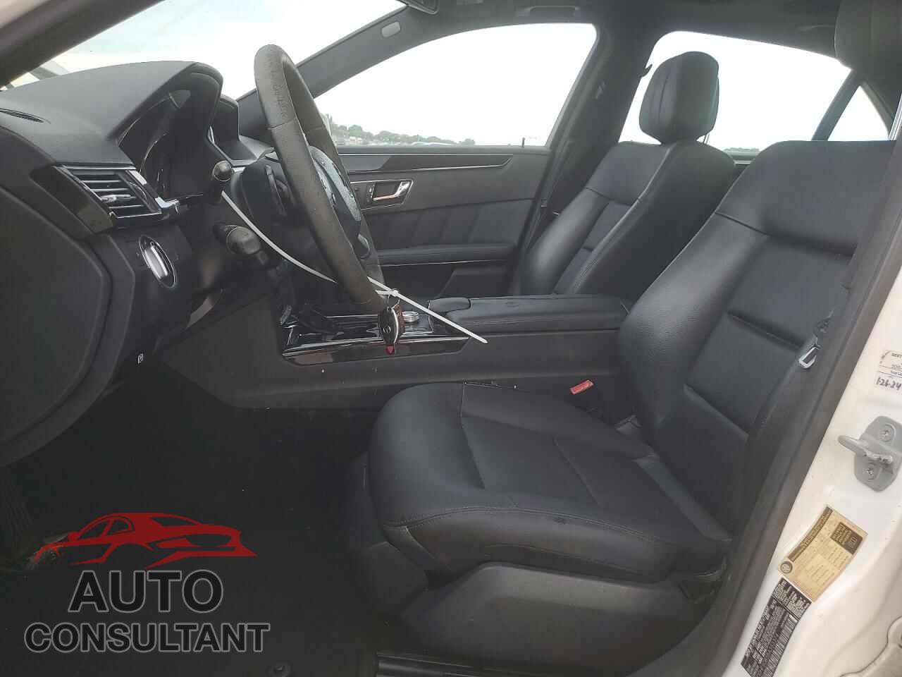 MERCEDES-BENZ E-CLASS 2011 - WDDHF5GB5BA353374