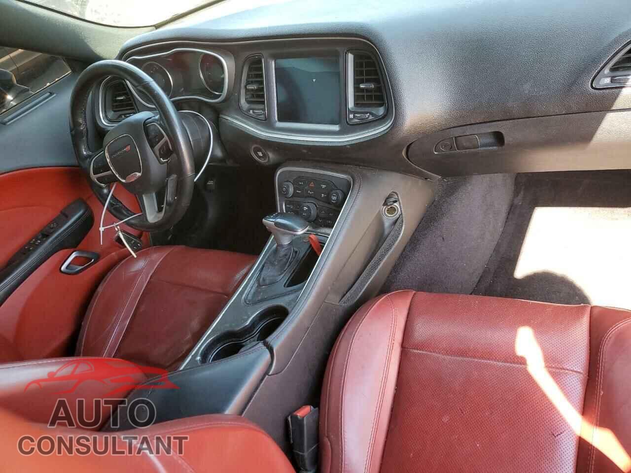 DODGE CHALLENGER 2018 - 2C3CDZBT4JH155357