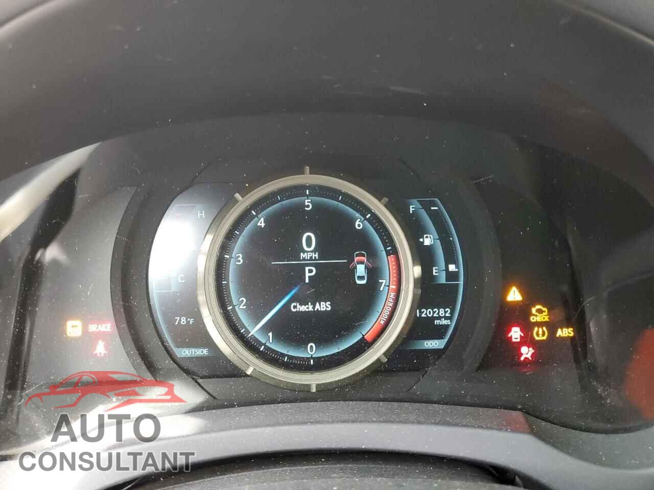 LEXUS IS 2014 - JTHCE1D26E5004143