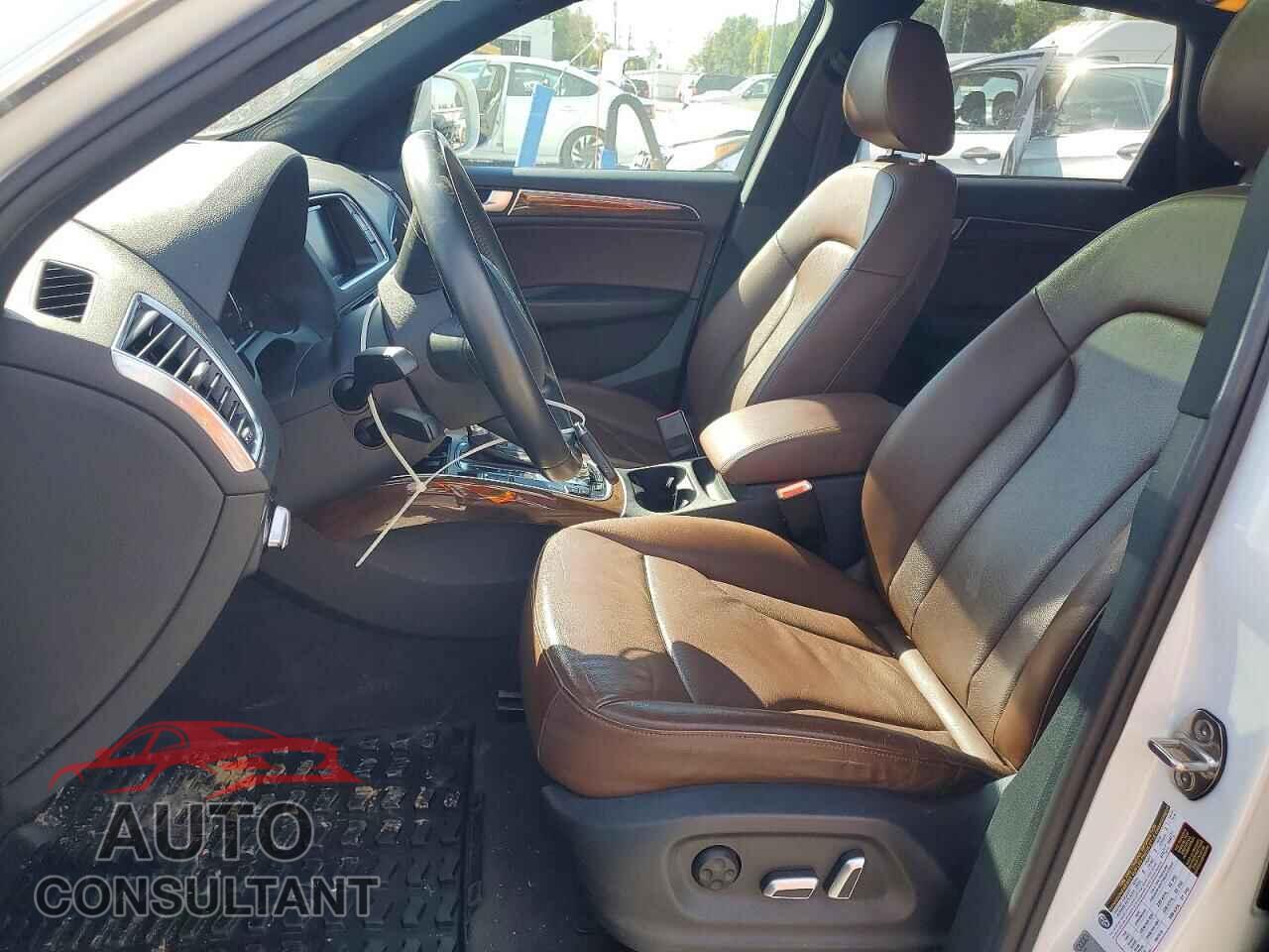 AUDI Q5 2017 - WA1C2AFP8HA042157