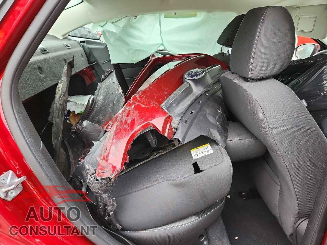 FORD FOCUS 2014 - 1FADP3F21EL294852