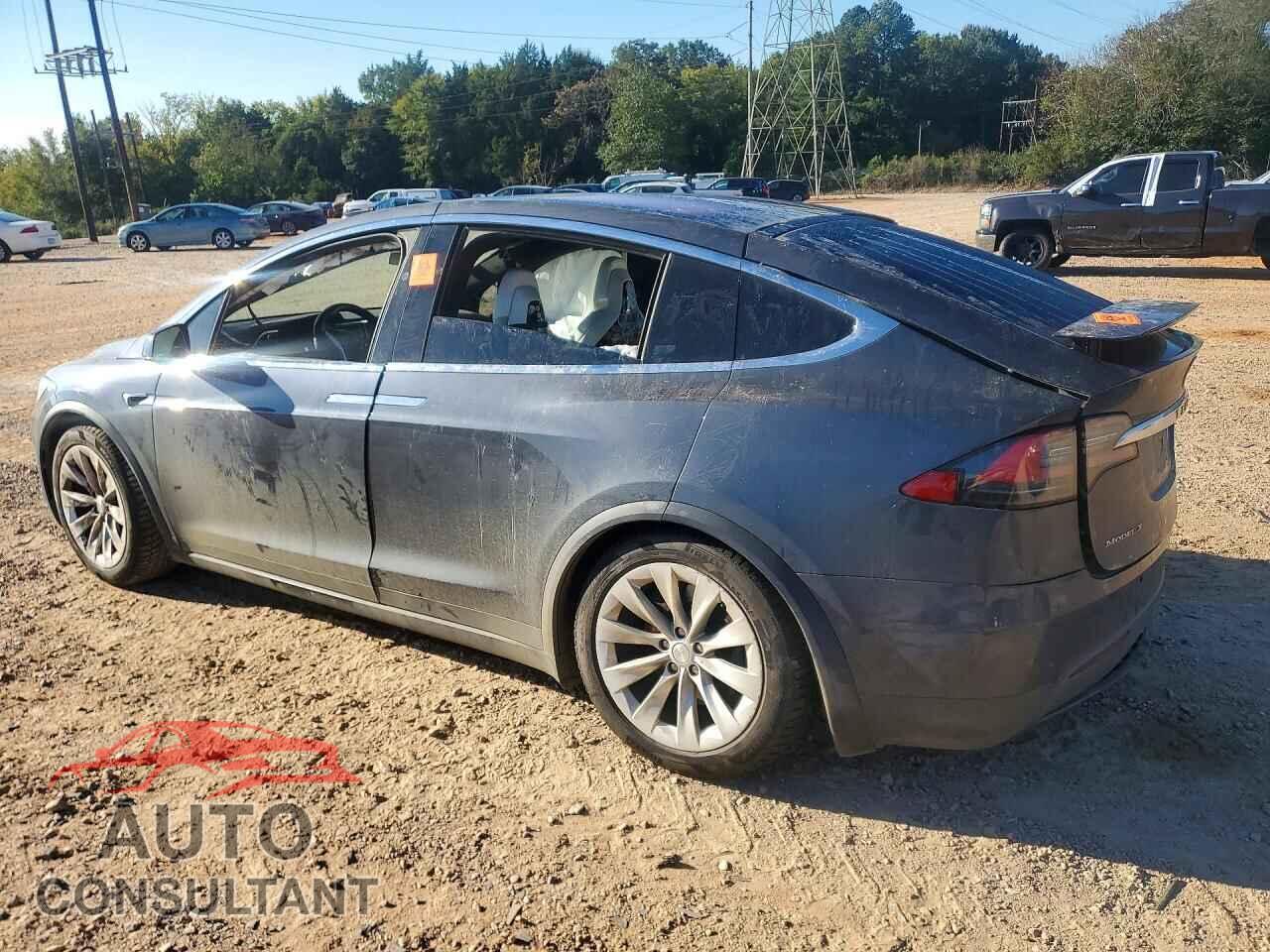 TESLA MODEL X 2017 - 5YJXCBE20HF040622
