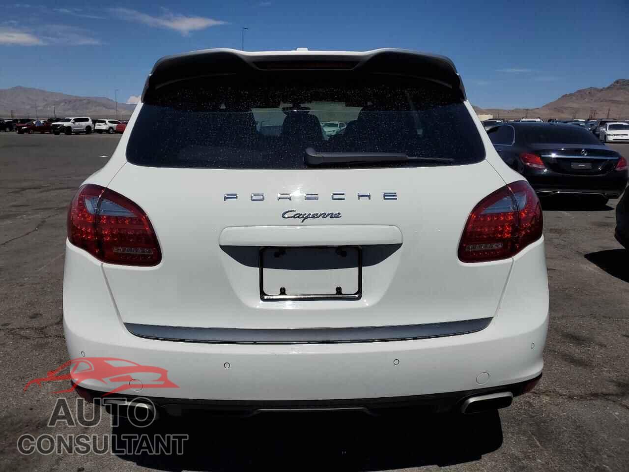 PORSCHE CAYENNE 2014 - WP1AA2A25ELA07351