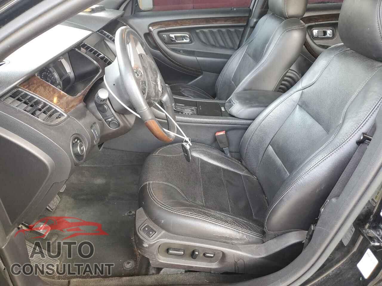 FORD TAURUS 2015 - 1FAHP2F87FG108600