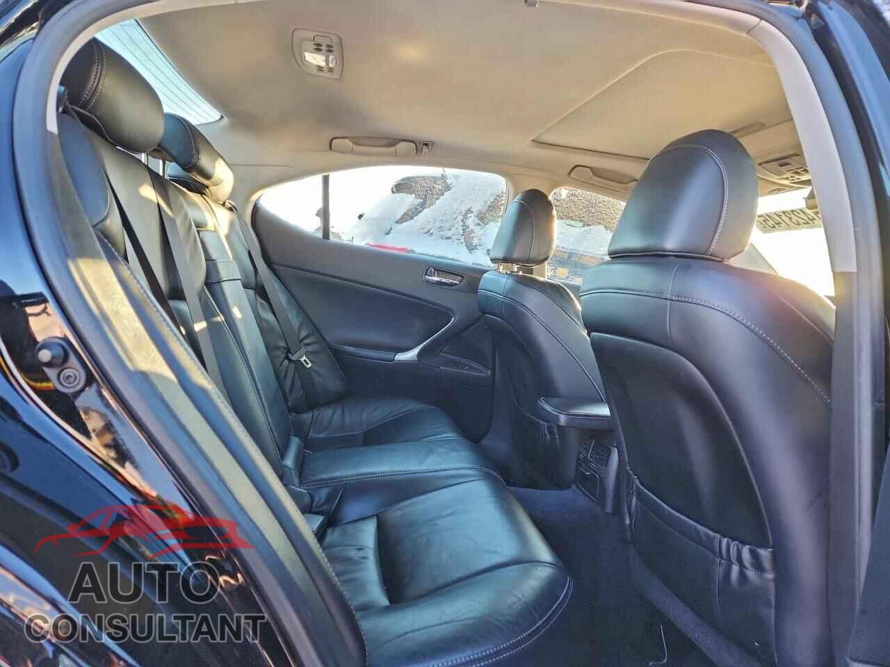 LEXUS IS 2010 - JTHCF5C27A5043579