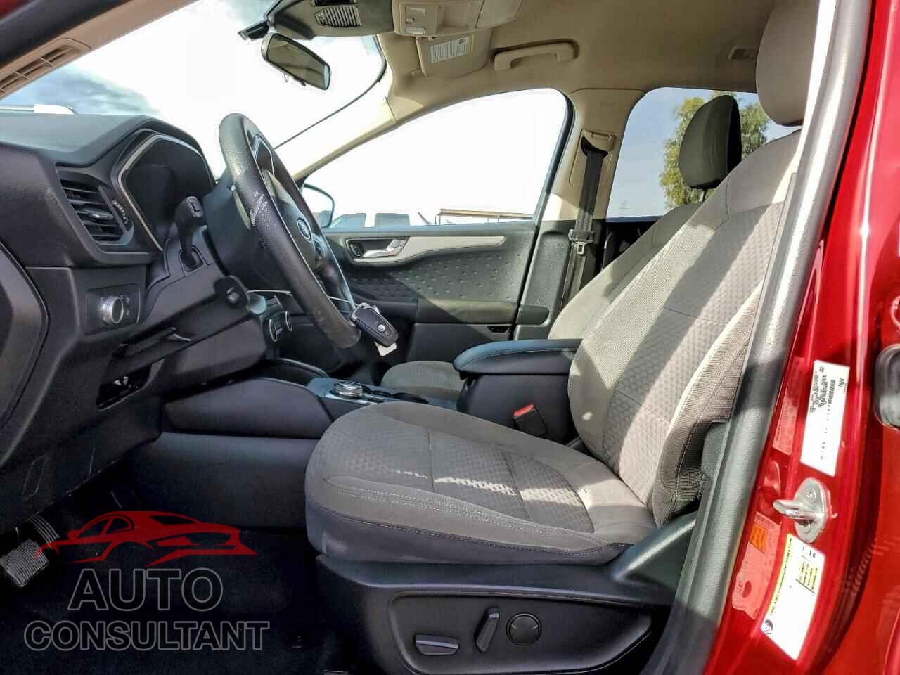 FORD ESCAPE 2020 - 1FMCU0G60LUA78511